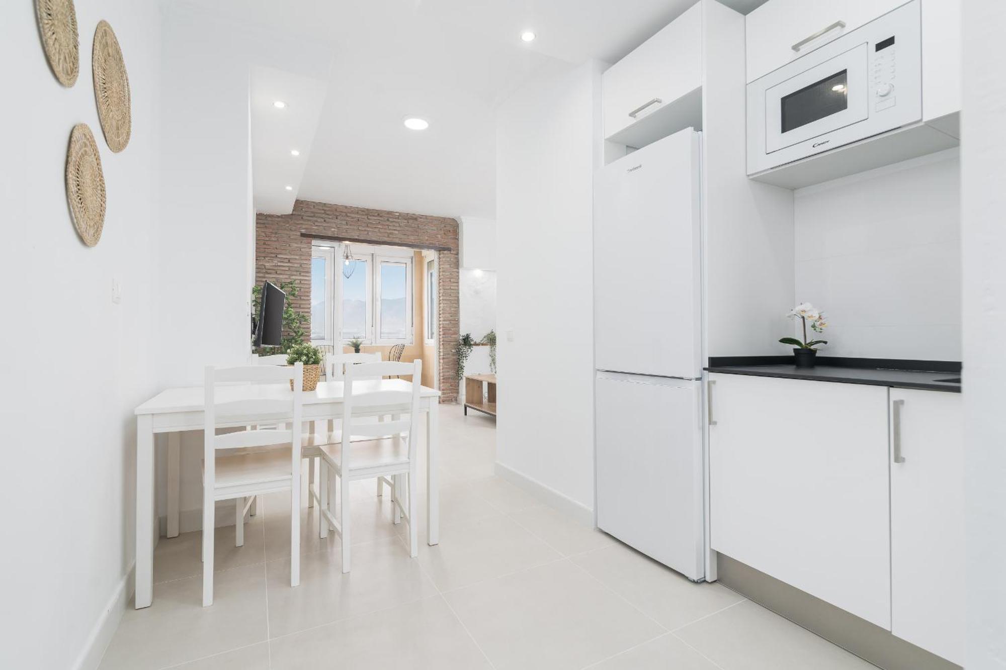 Suite Homes Hesperides 914 Малага Экстерьер фото